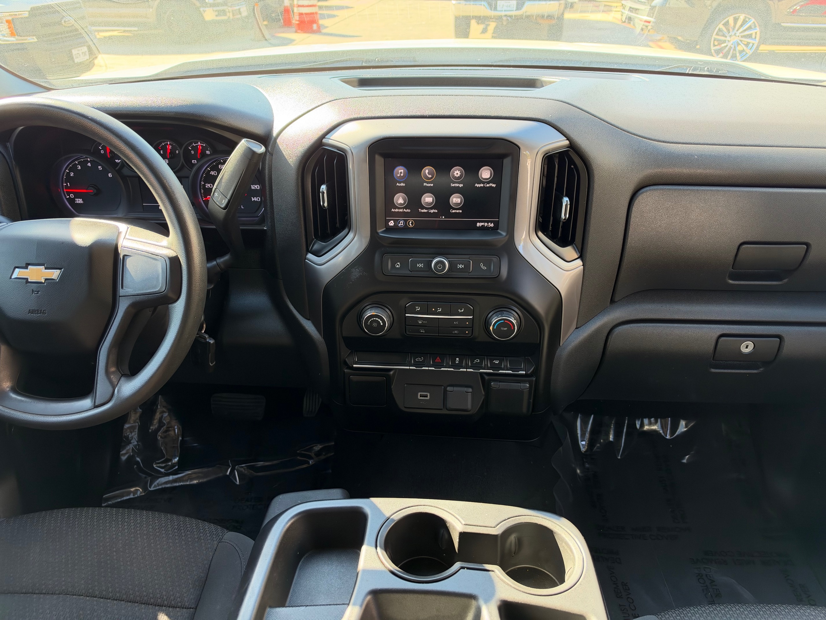 Chevrolet Silverado photo 25