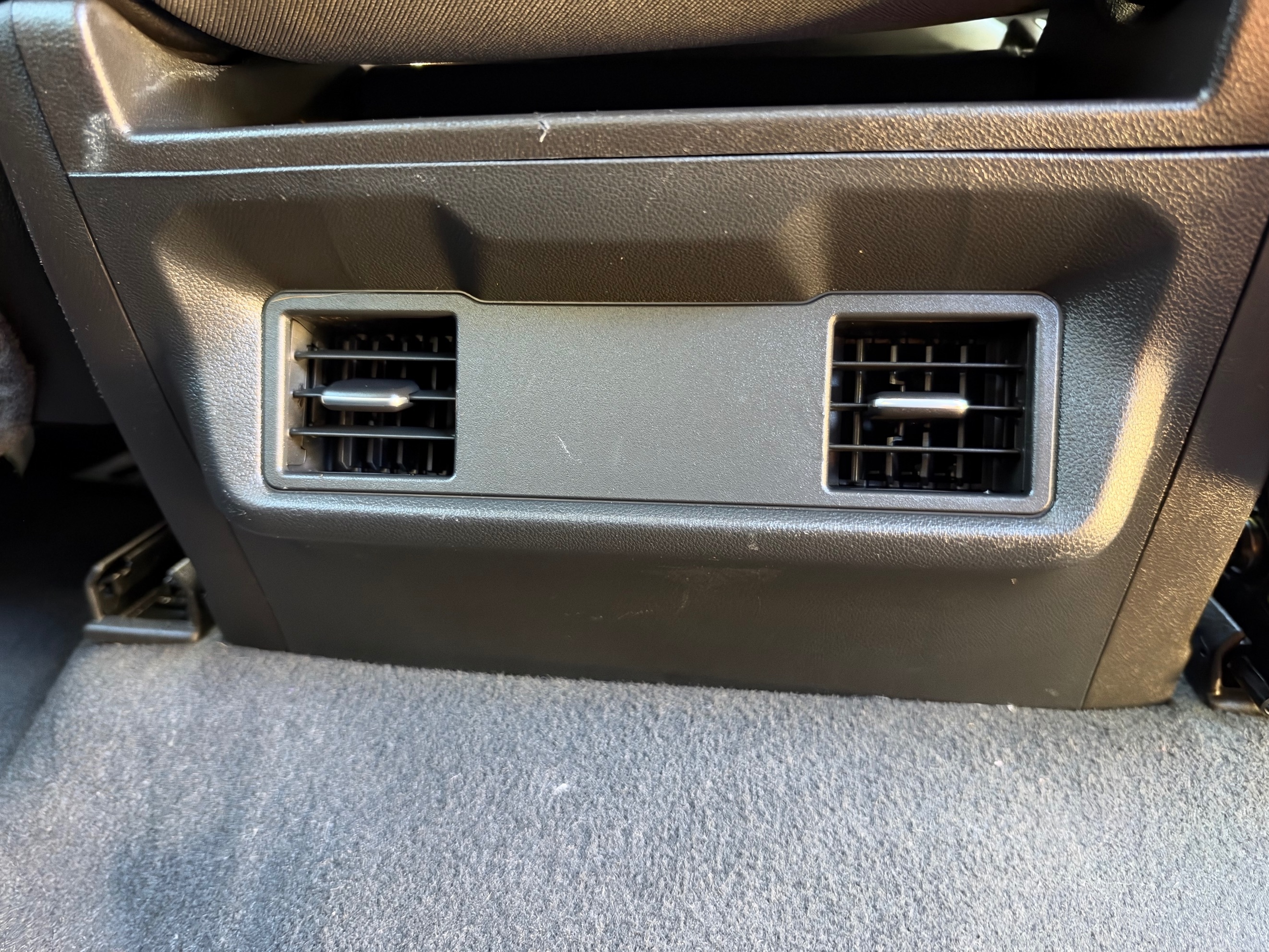 Chevrolet Silverado photo 31