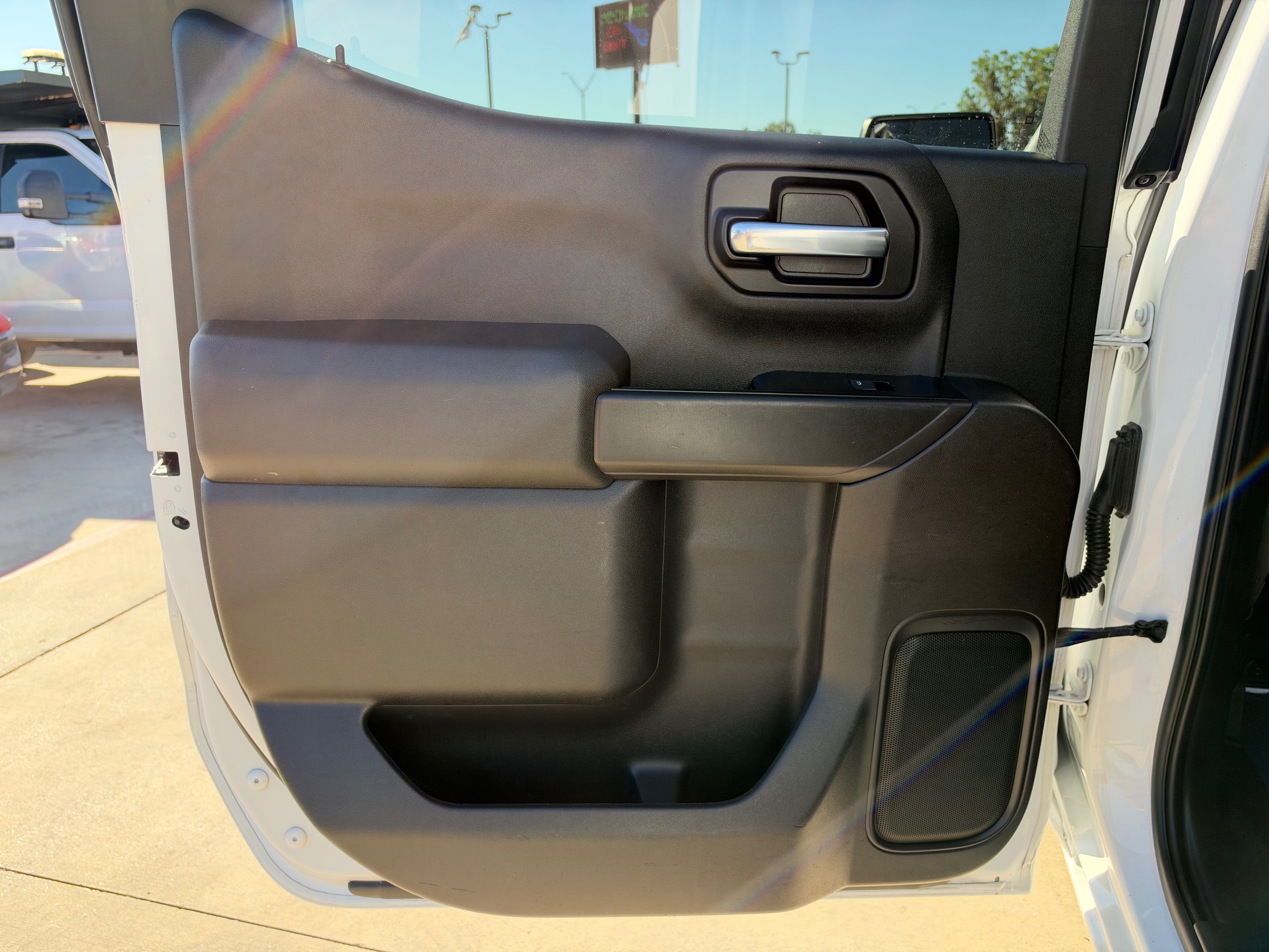 Chevrolet Silverado photo 34