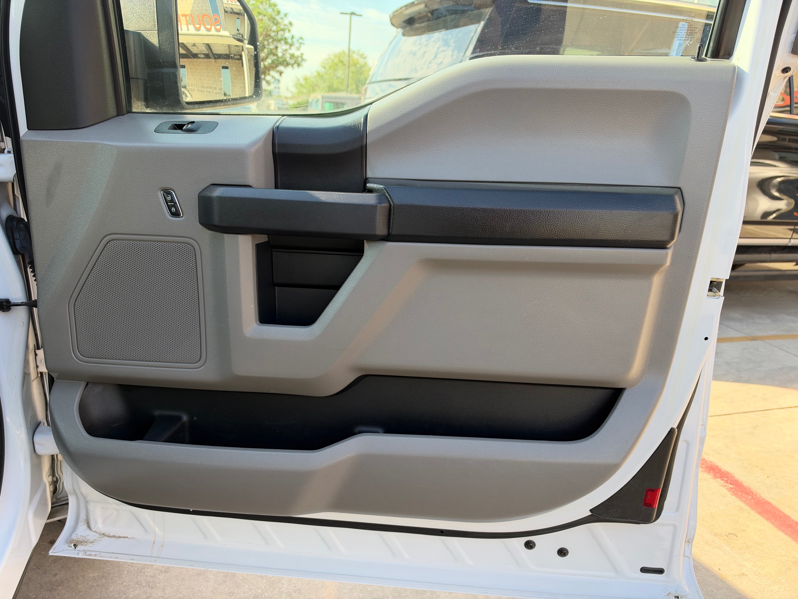 Ford F-150 photo 19
