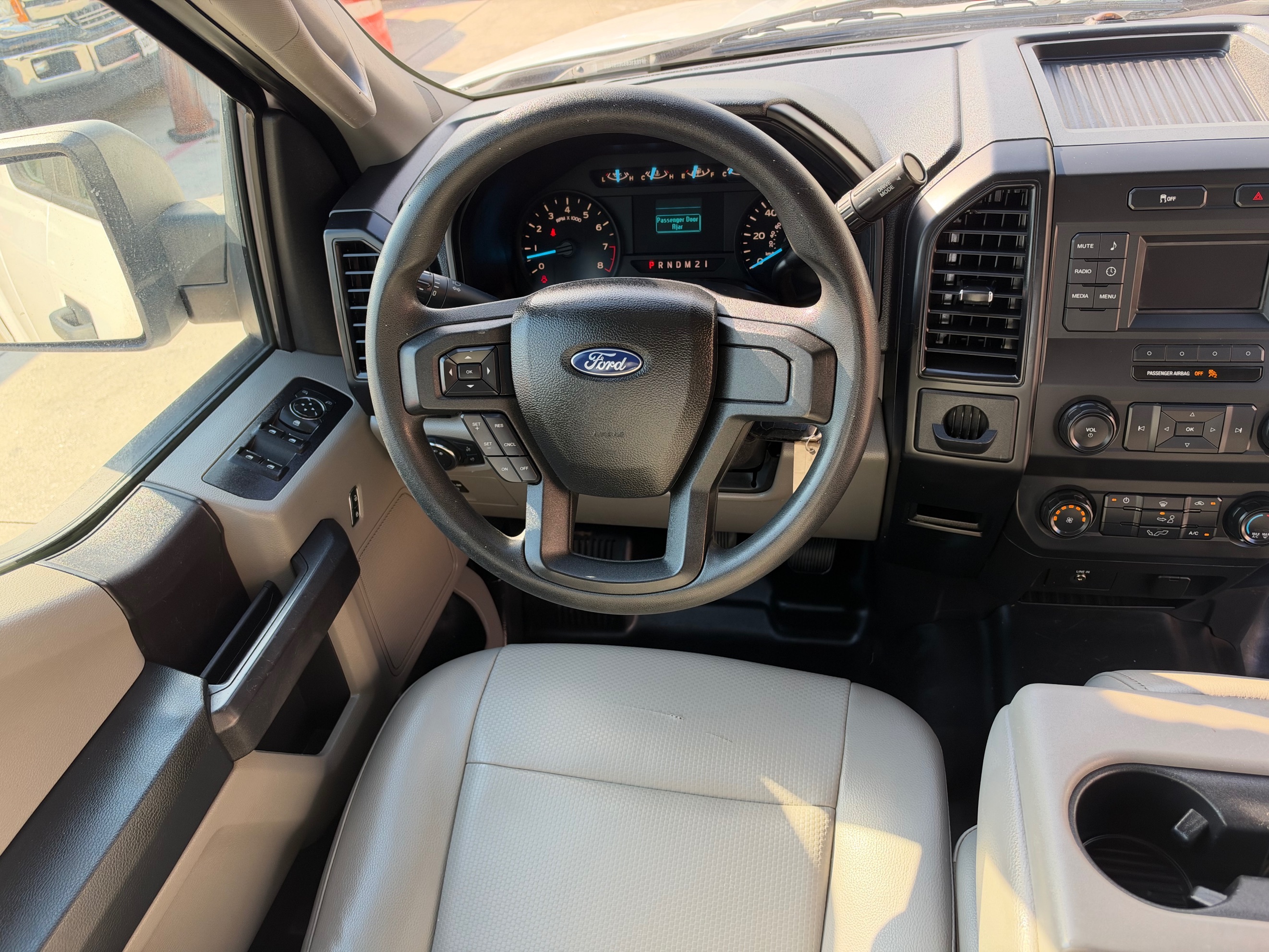 Ford F-150 photo 23