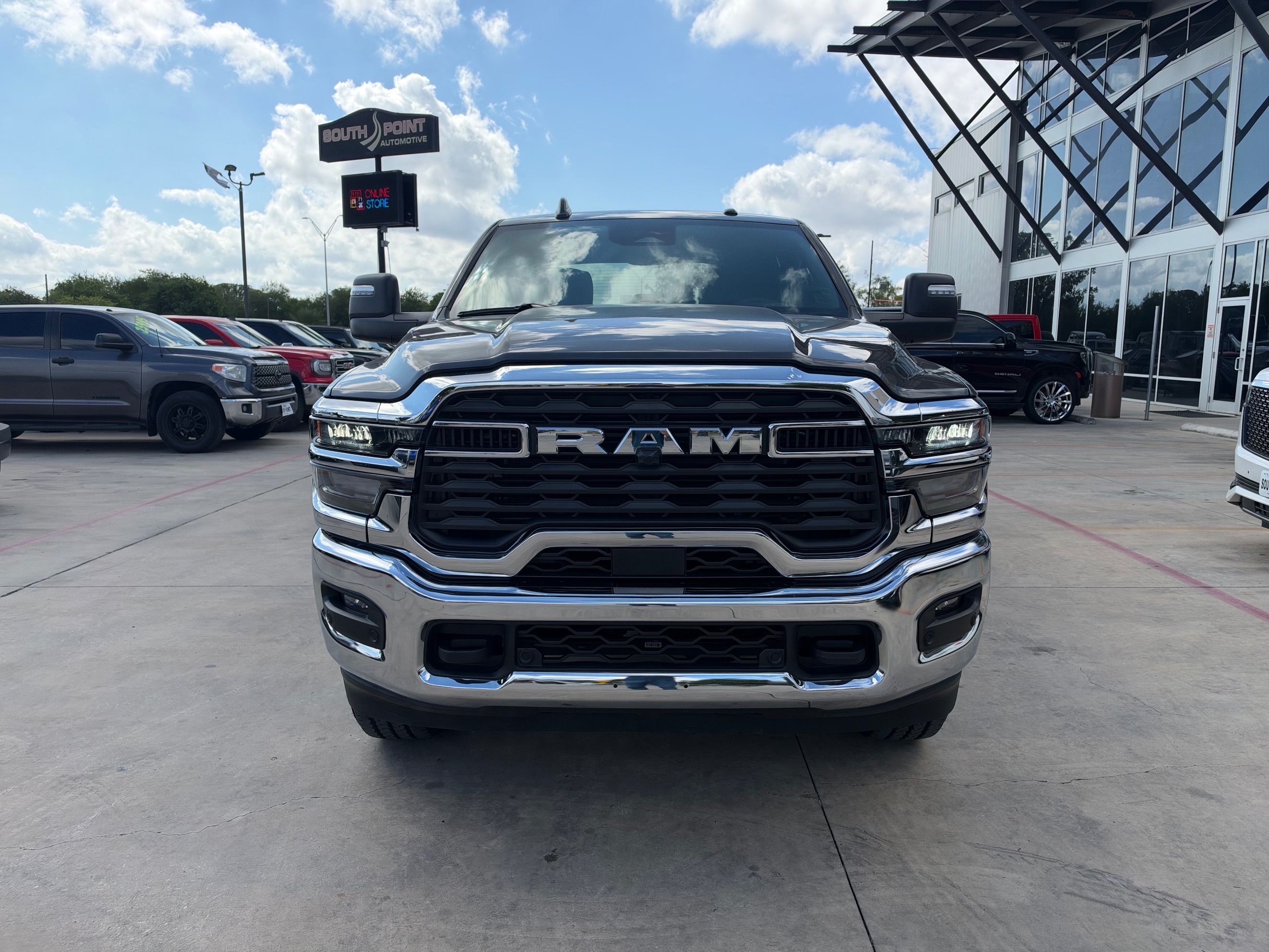 Photo 2 of this Ram 2500