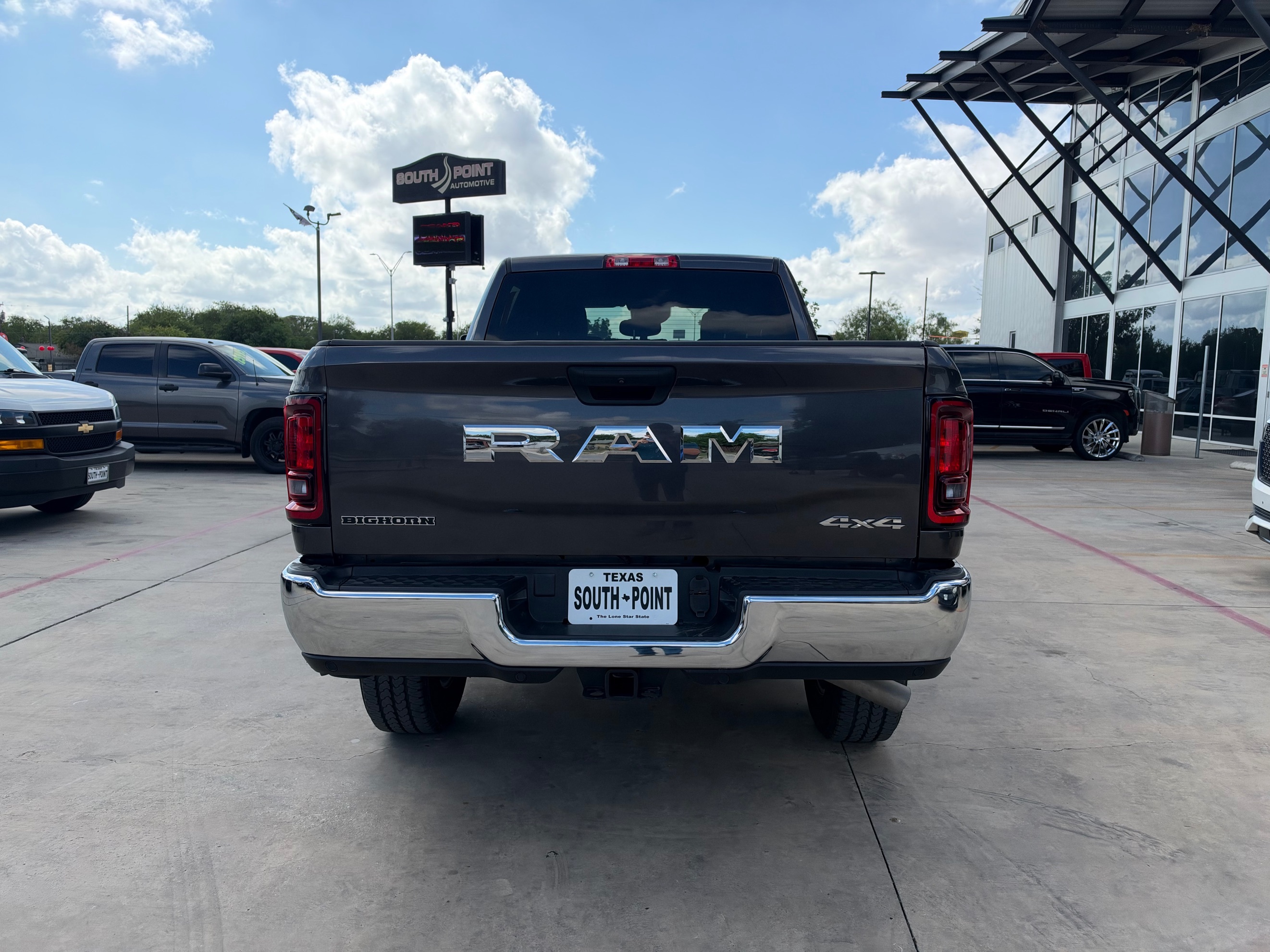 Photo 5 of this Ram 2500