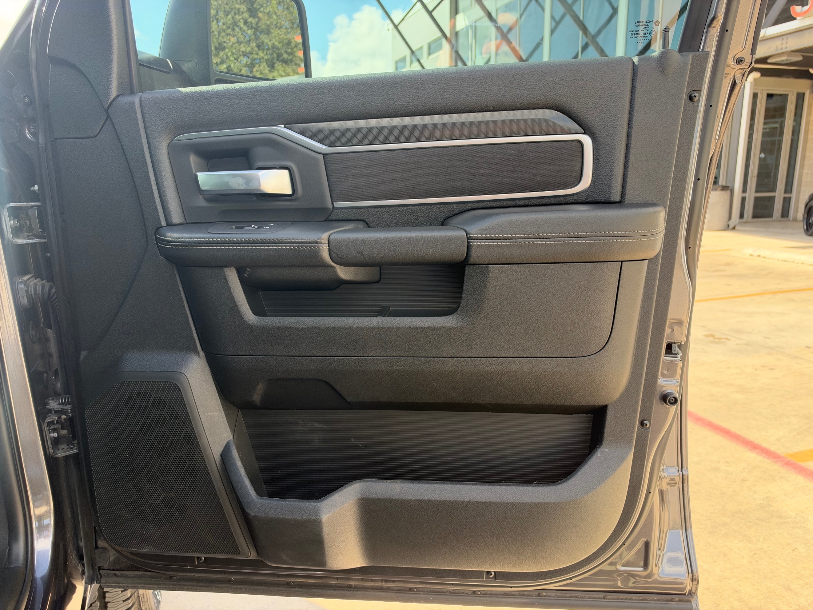Photo 25 of this Ram 2500