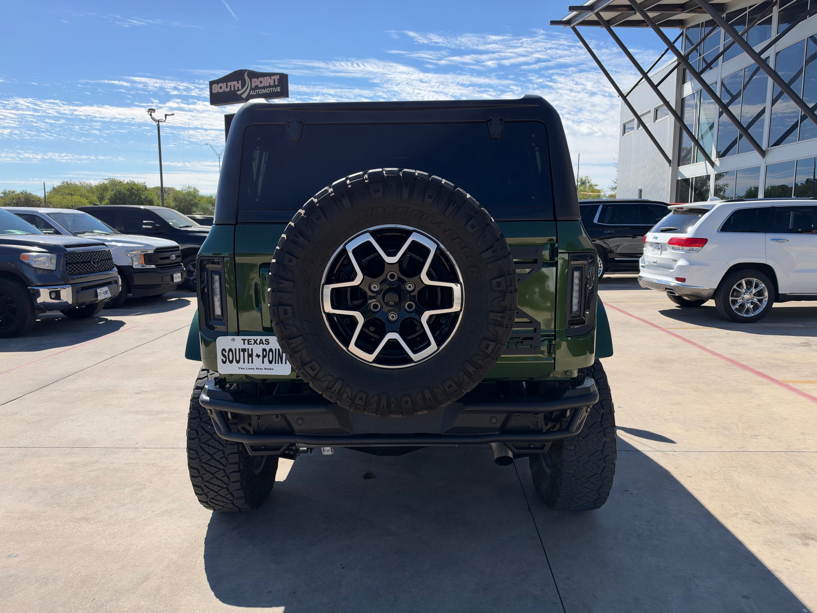 Ford Bronco photo 5