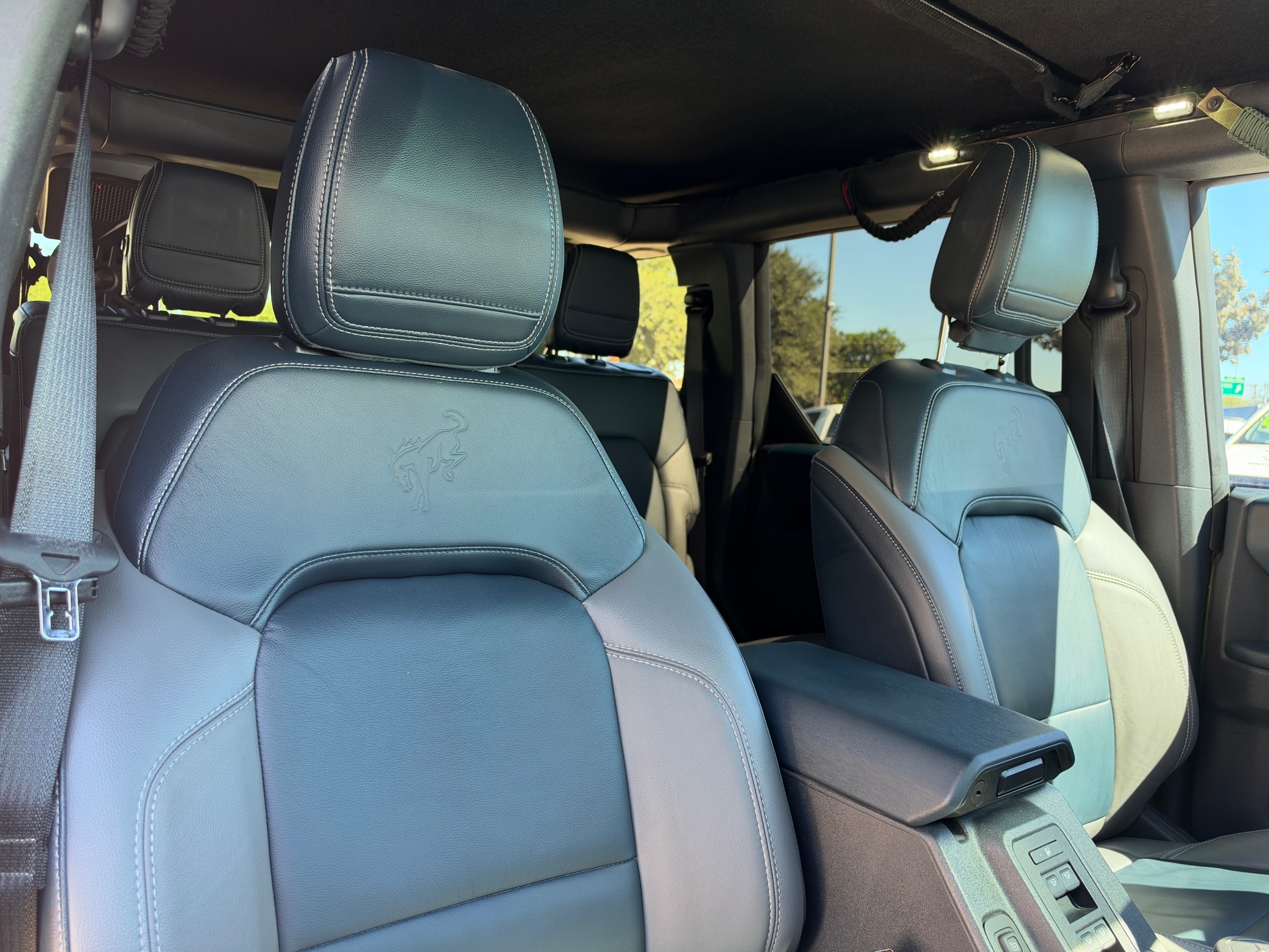 Ford Bronco photo 28