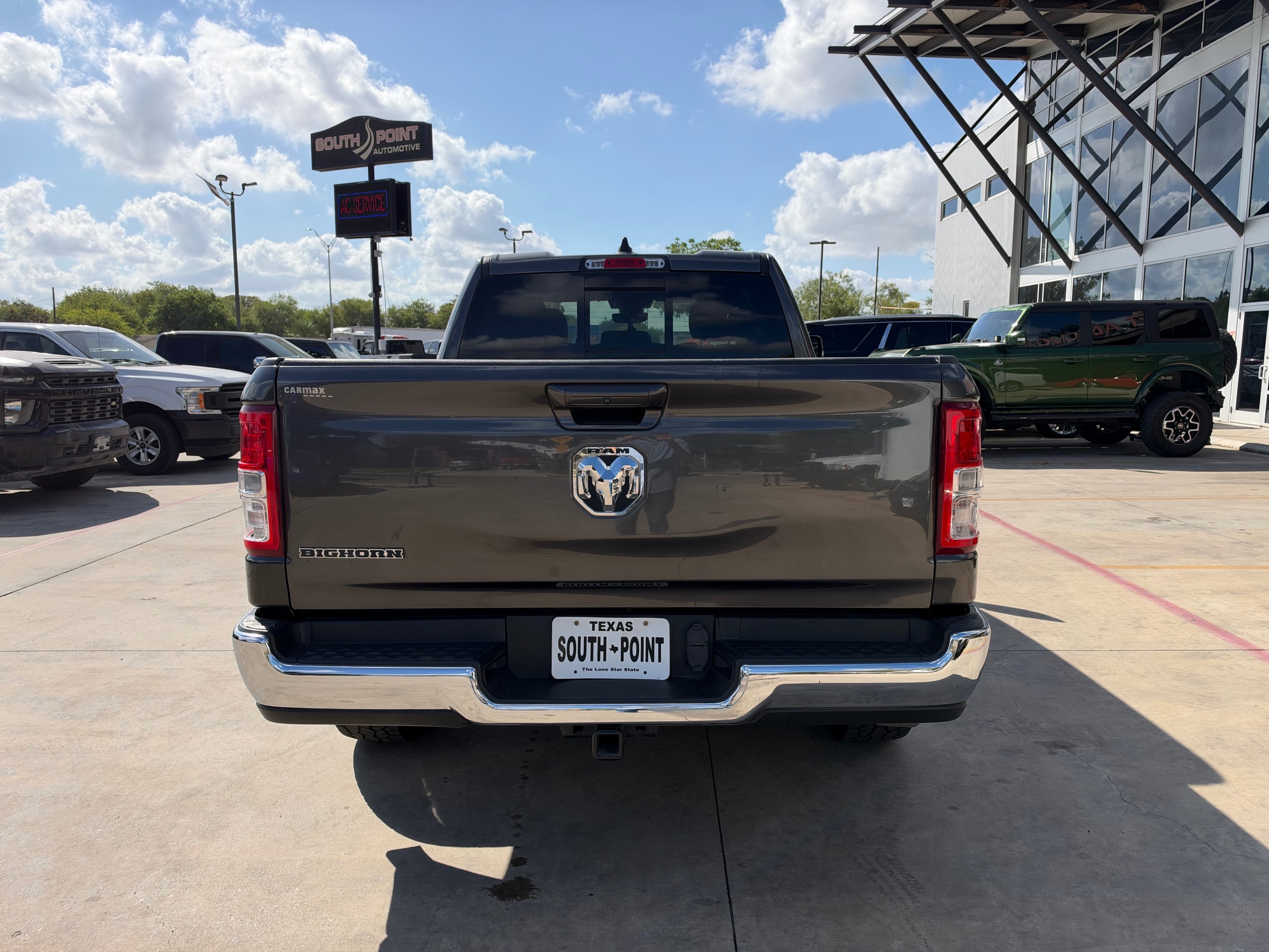 Photo 5 of this Ram 1500
