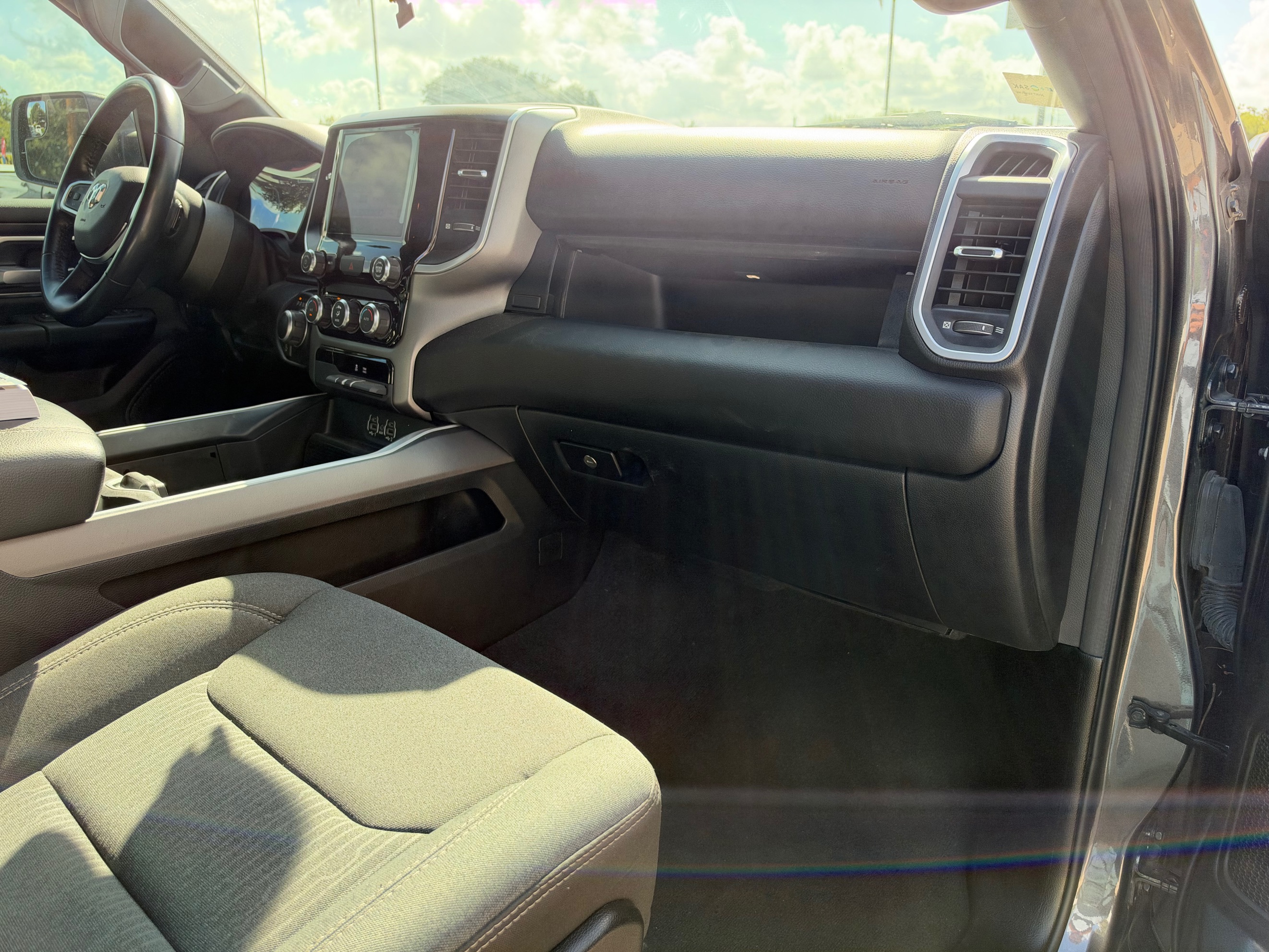 Photo 26 of this Ram 1500