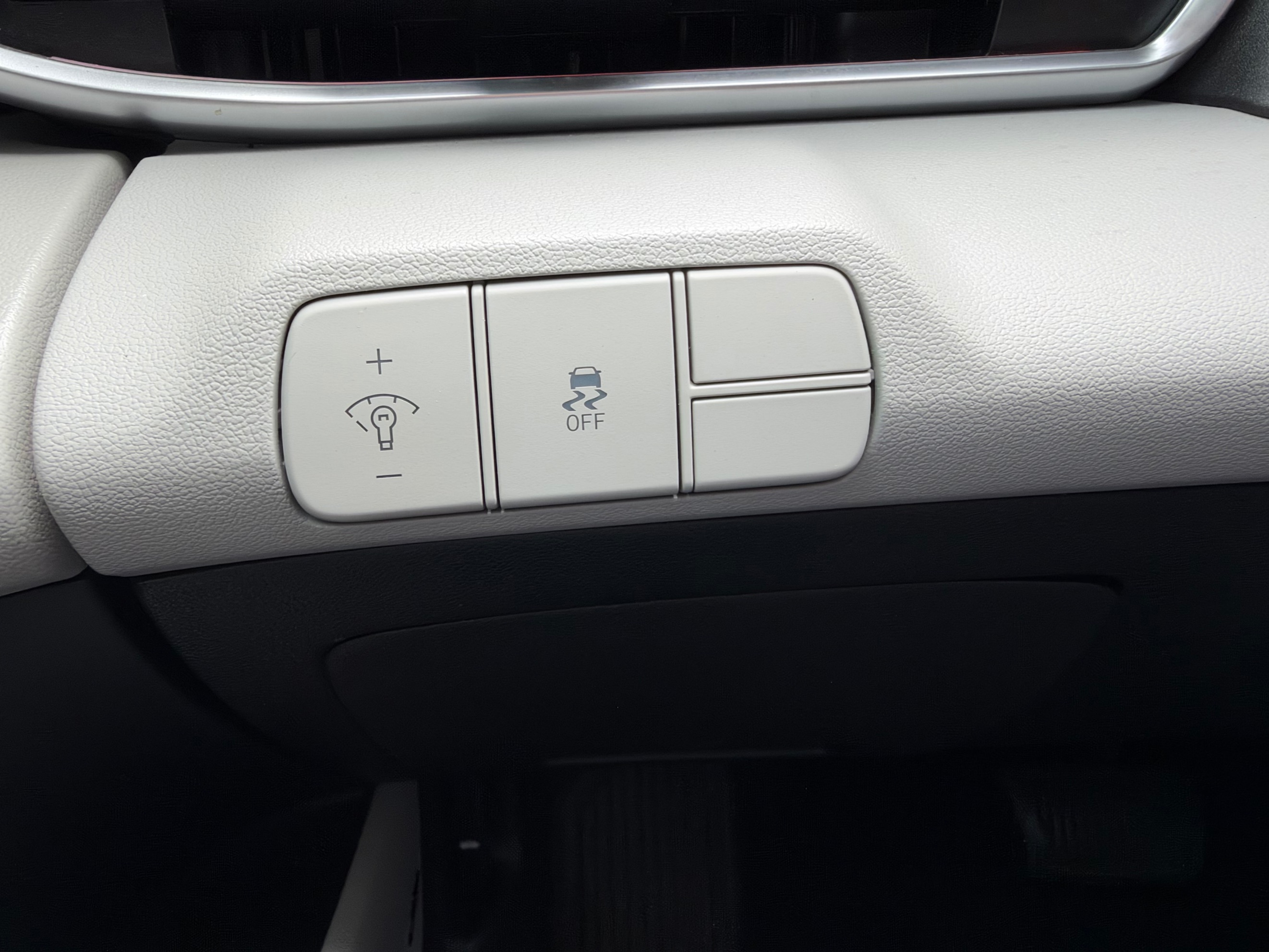 Hyundai Elantra photo 15