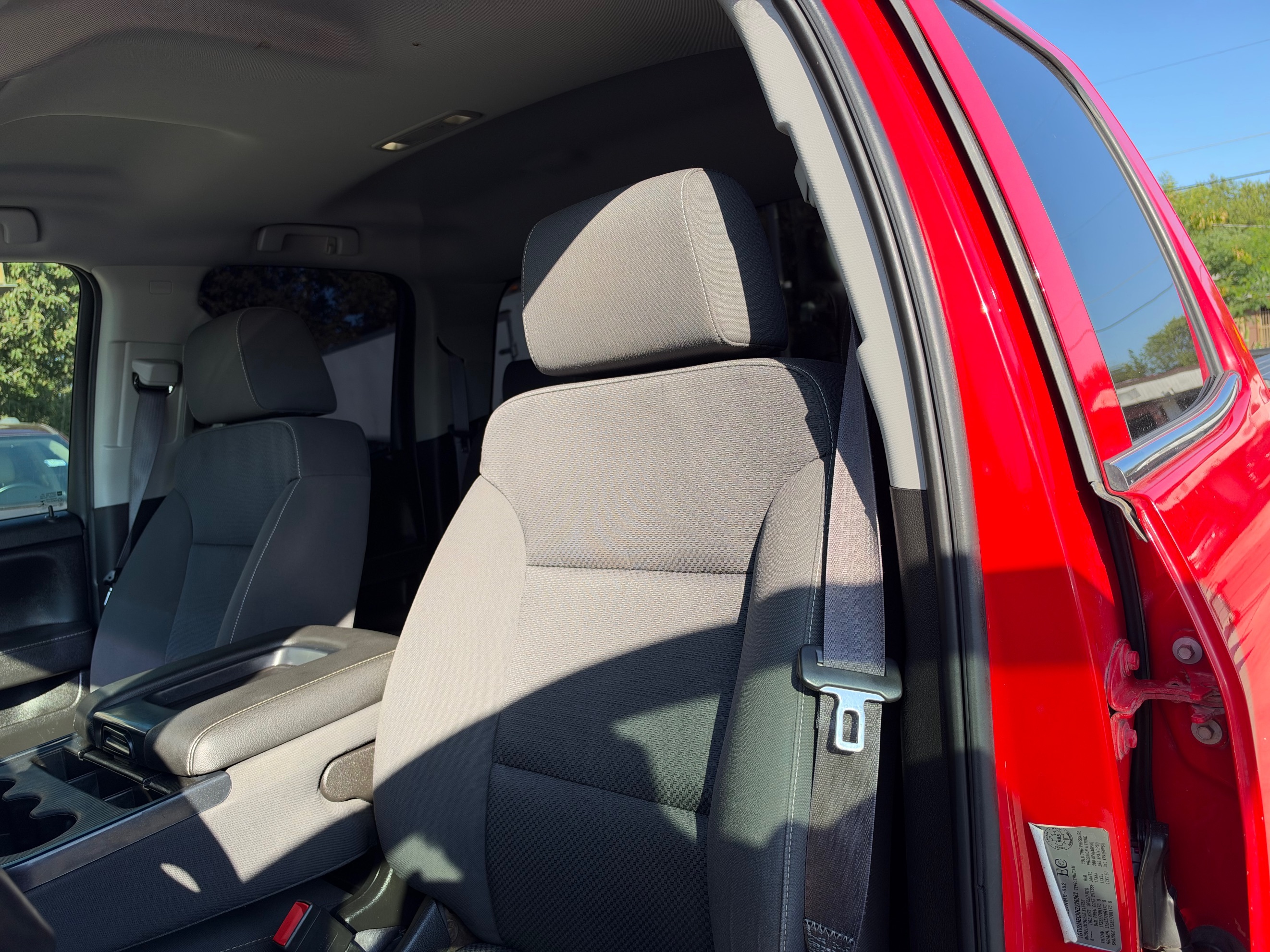 Photo 16 of this GMC Sierra 1500