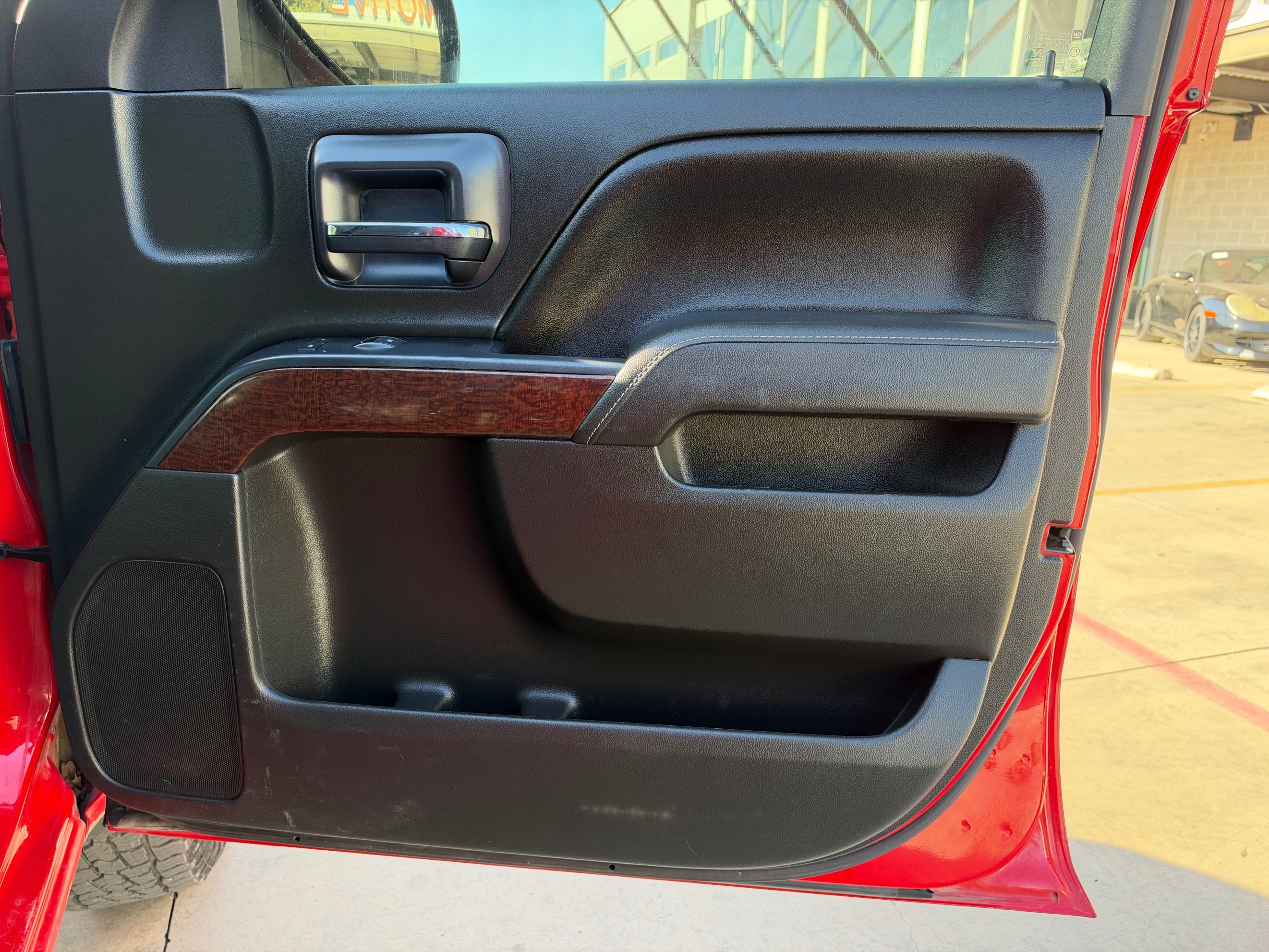 Photo 22 of this GMC Sierra 1500