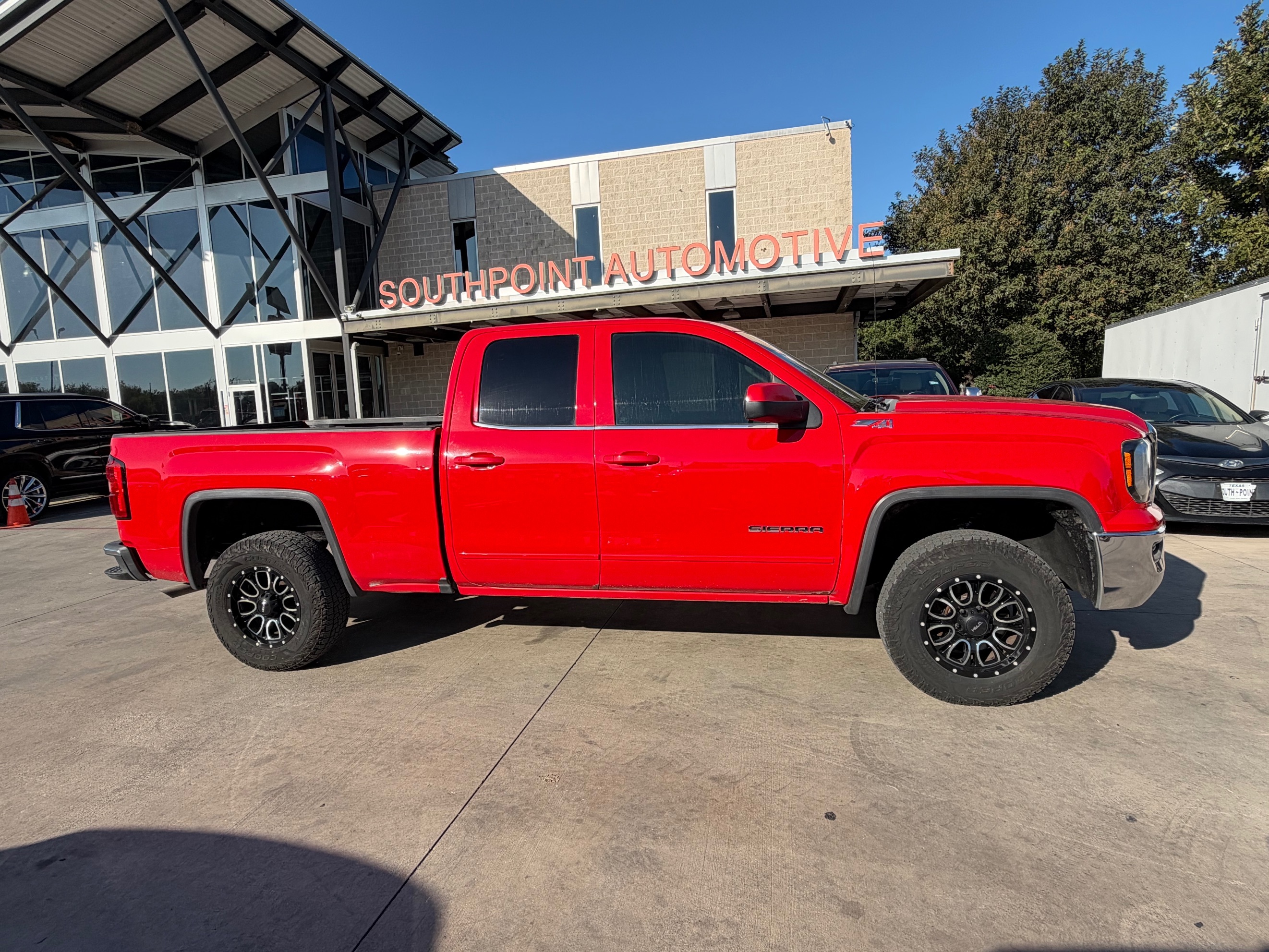 Photo 7 of this GMC Sierra 1500