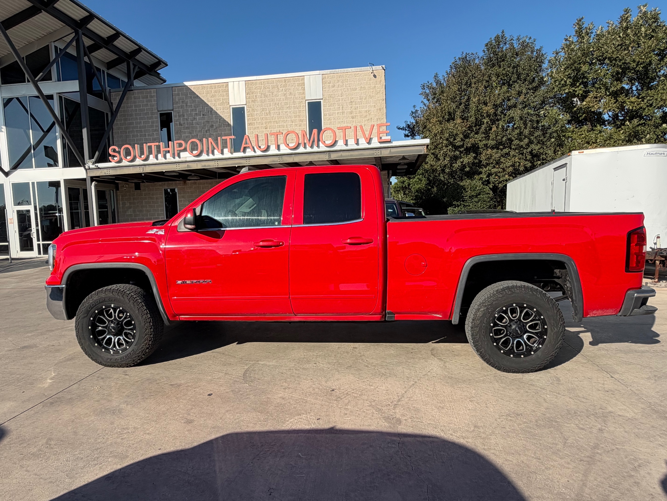 Photo 8 of this GMC Sierra 1500