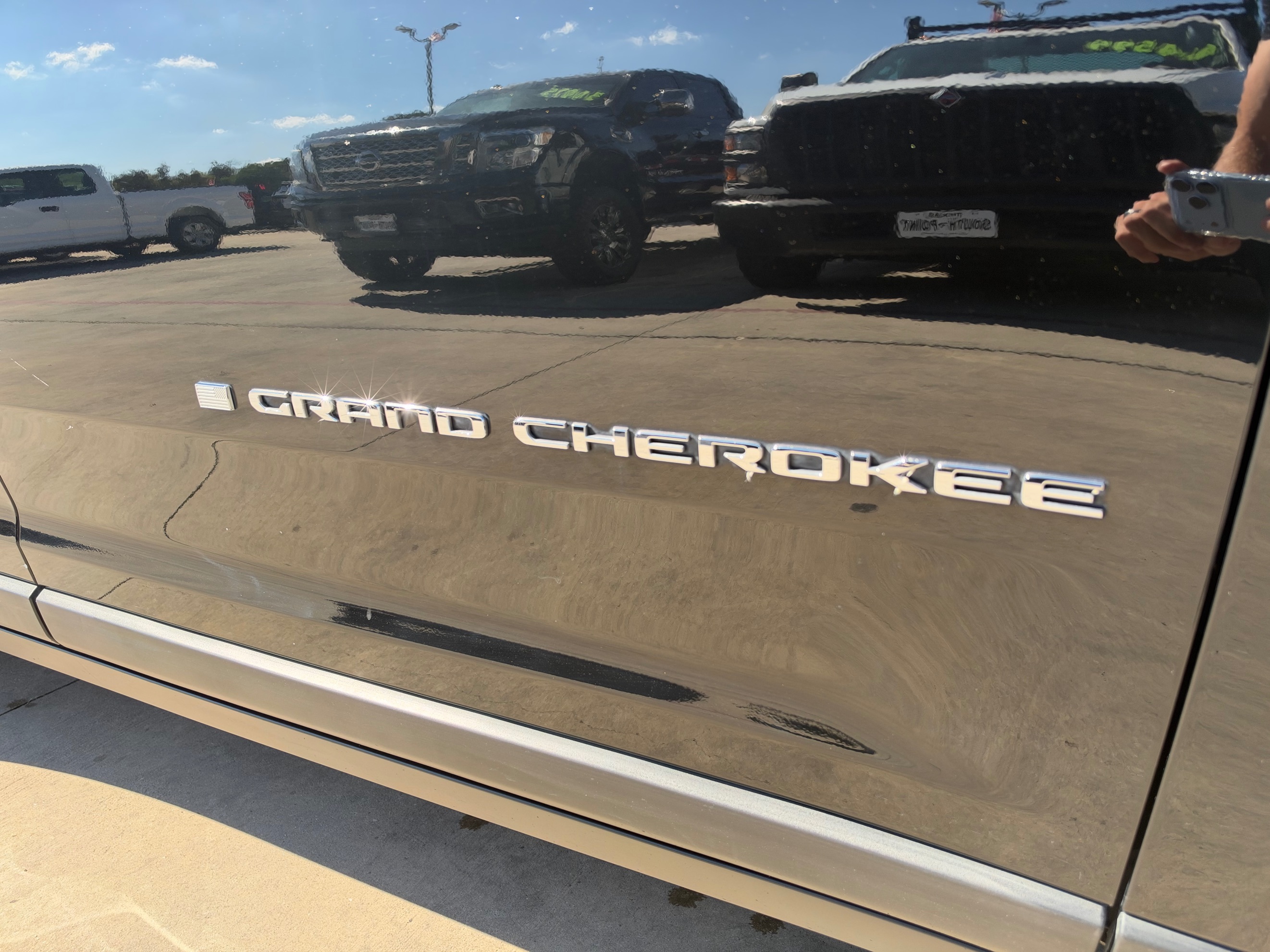 Photo 9 of this Jeep Grand Cherokee L