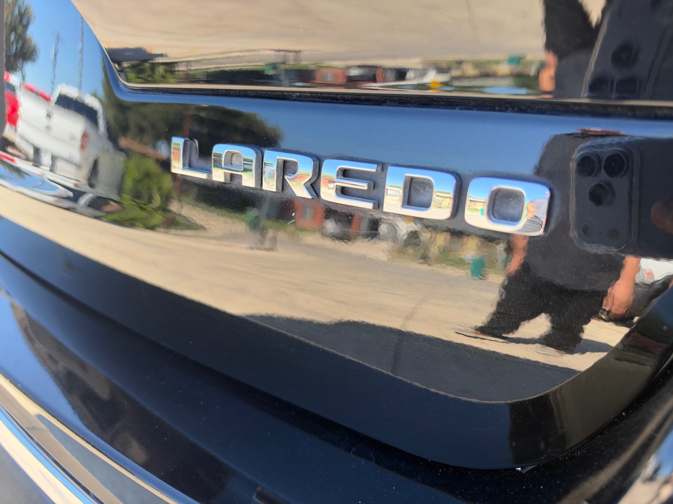 Photo 10 of this Jeep Grand Cherokee L