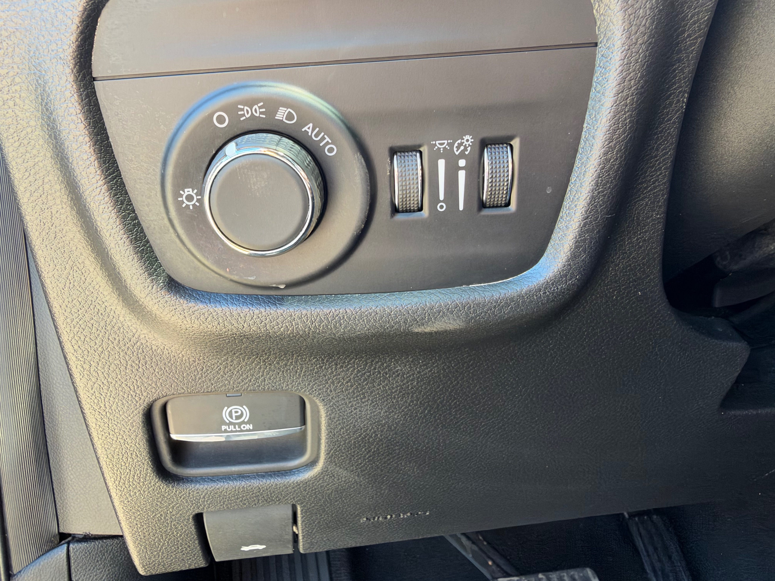 Photo 15 of this Jeep Grand Cherokee L