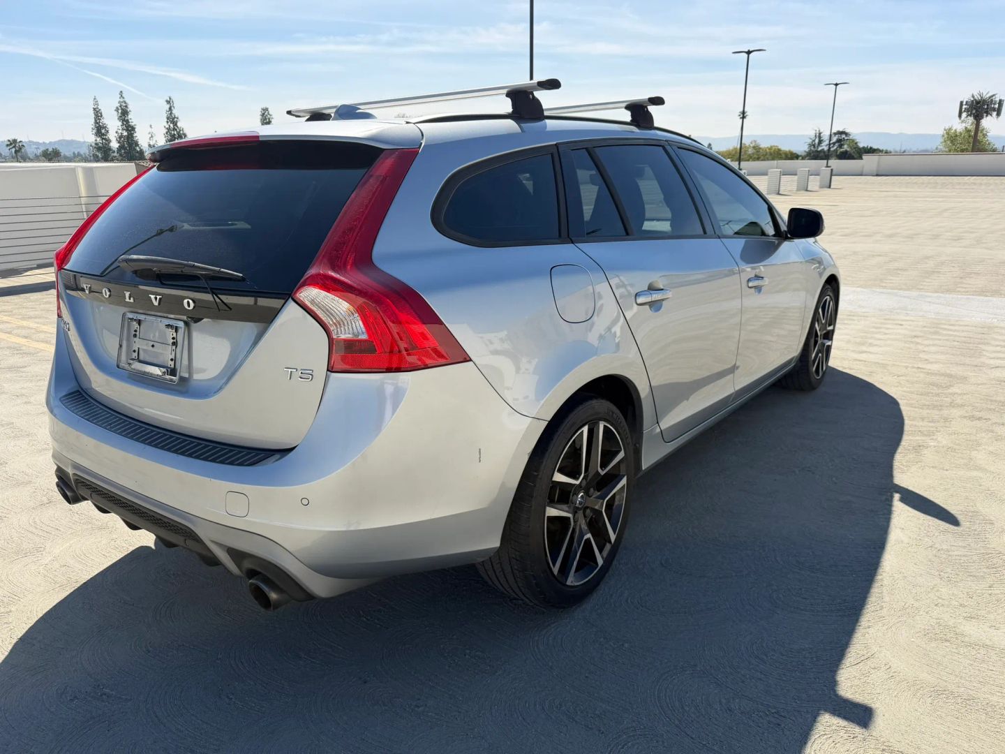 2017 Volvo V60 Dynamic - Photo 5