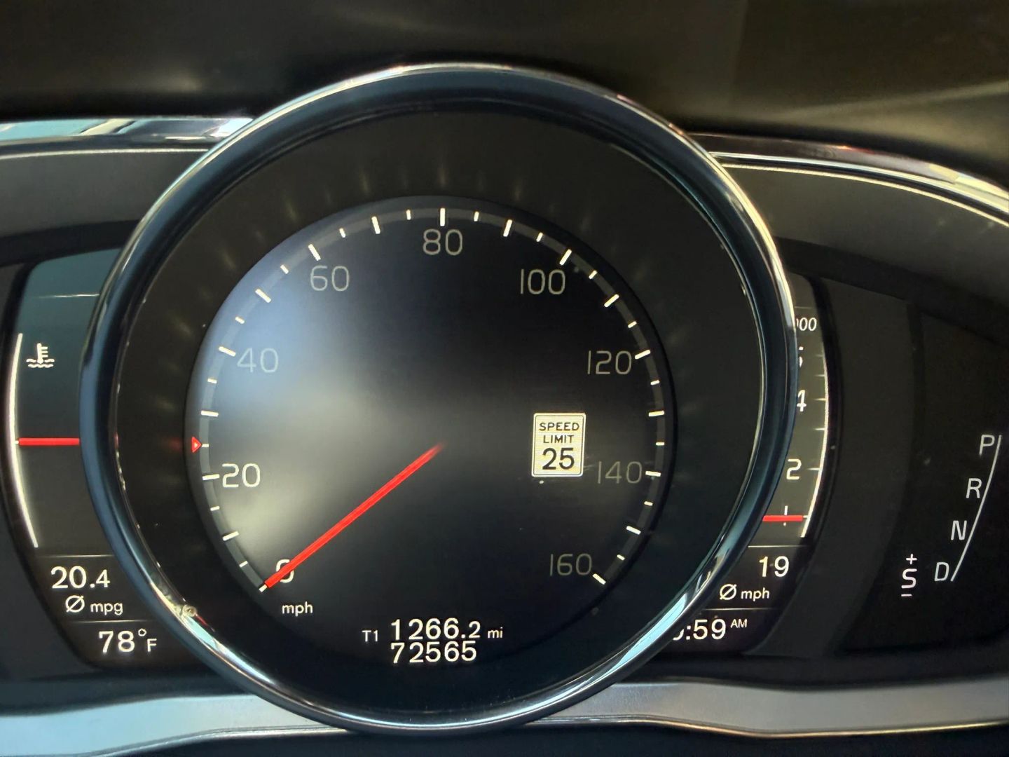2017 Volvo V60 Dynamic - Photo 15
