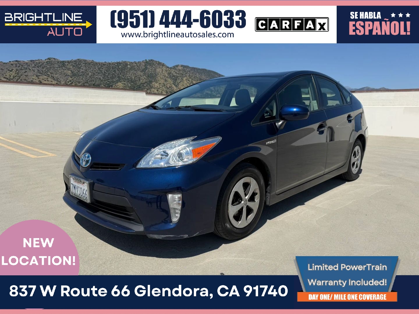 2015 Toyota Prius Two's photo