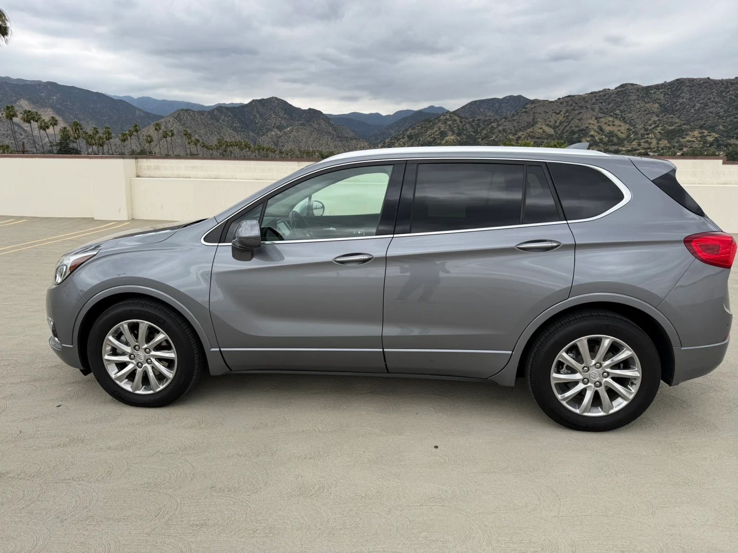 2019 Buick Envision Essence - Photo 2