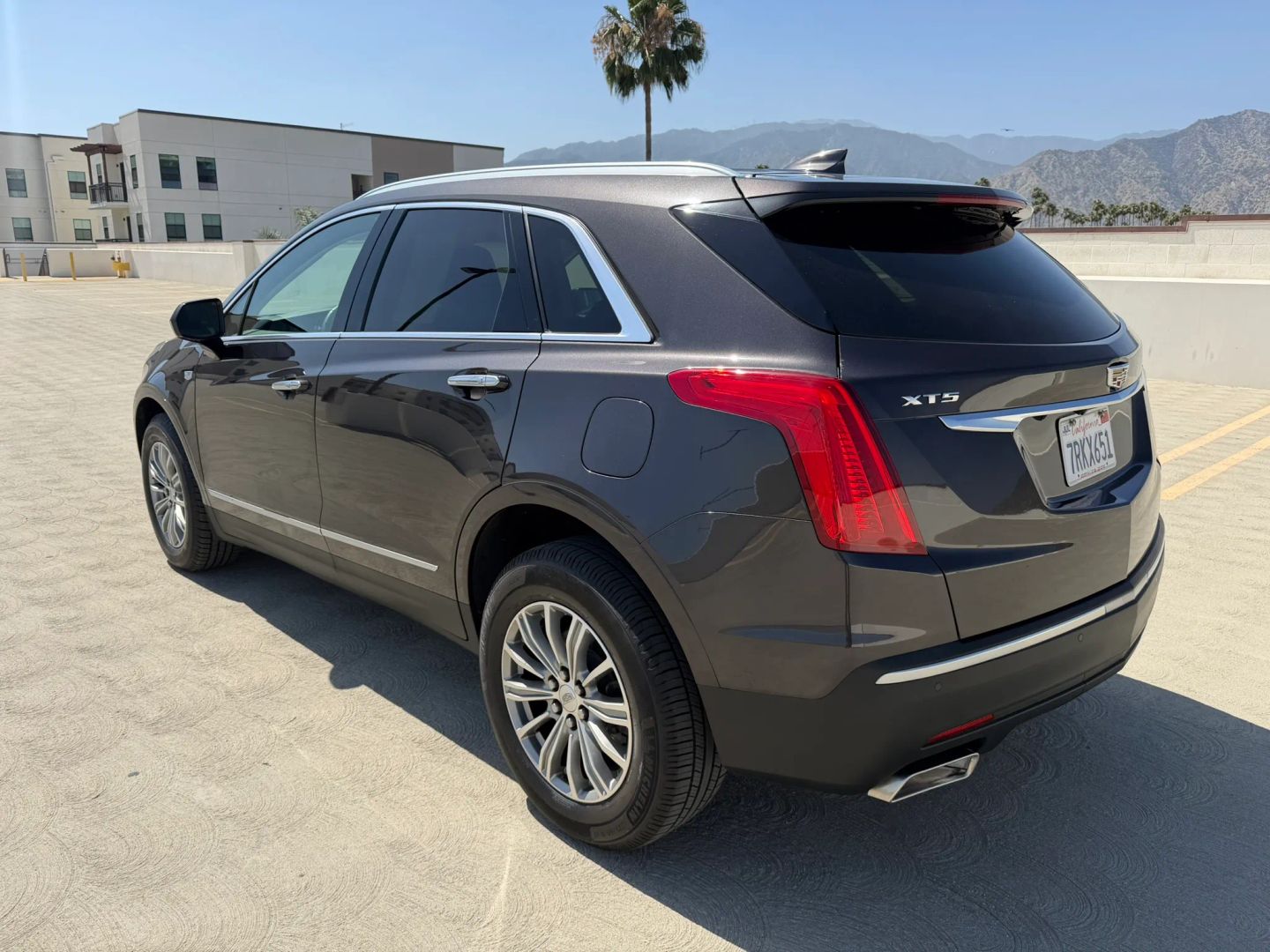 2017 Cadillac XT5 Luxury - Photo 3