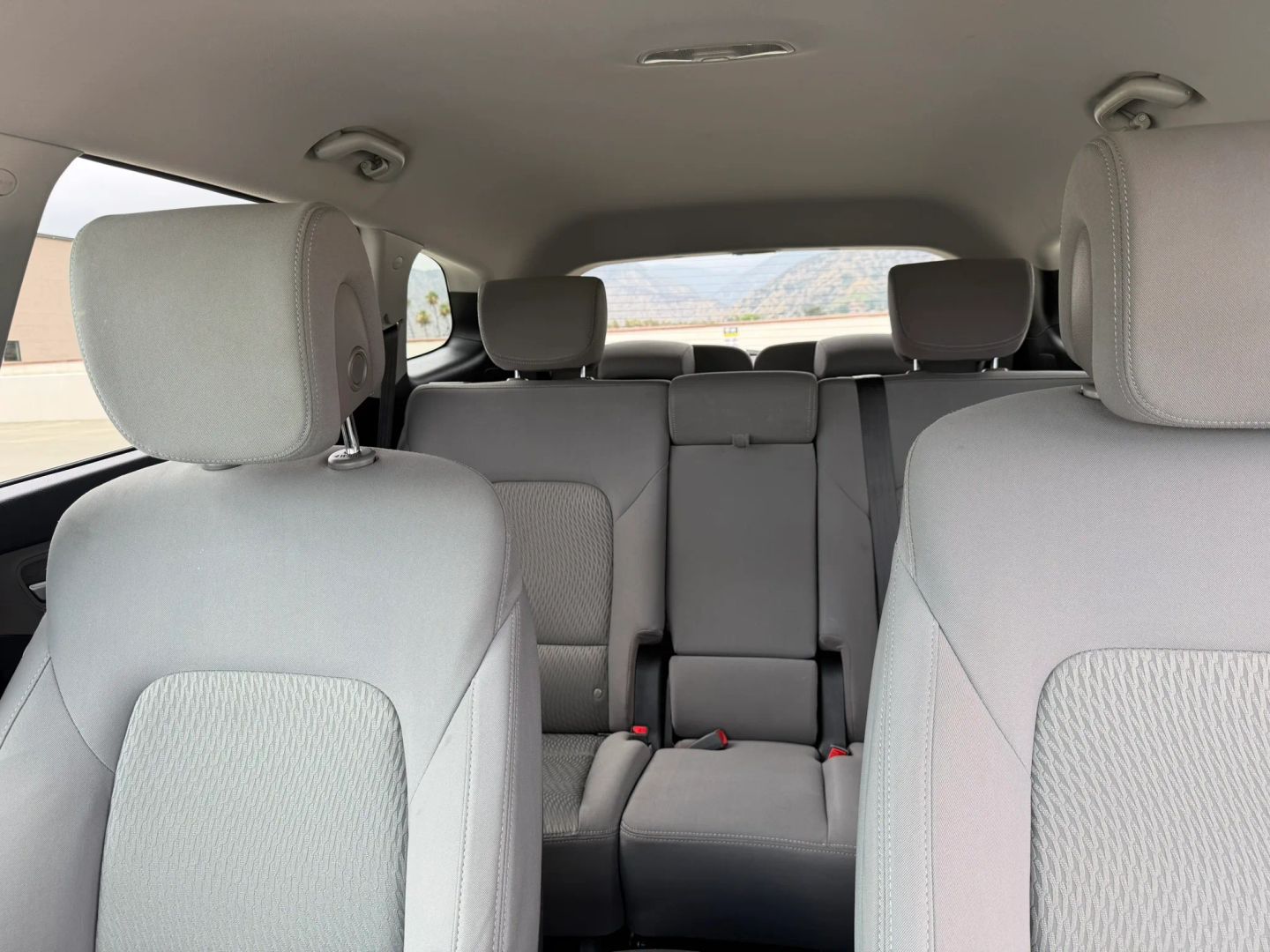 2018 Hyundai Santa Fe SE - Photo 11