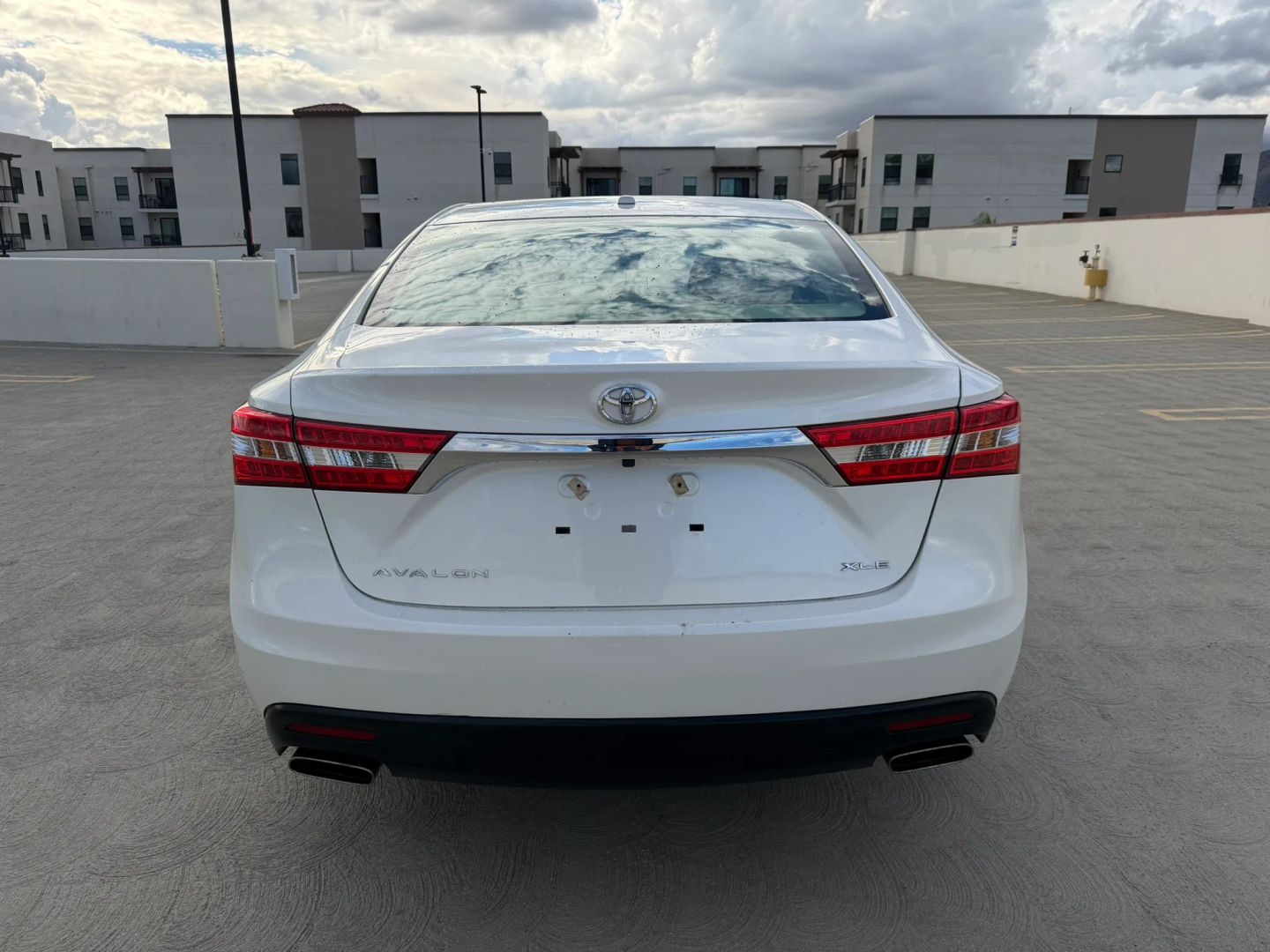 Photo 4 of this Toyota Avalon