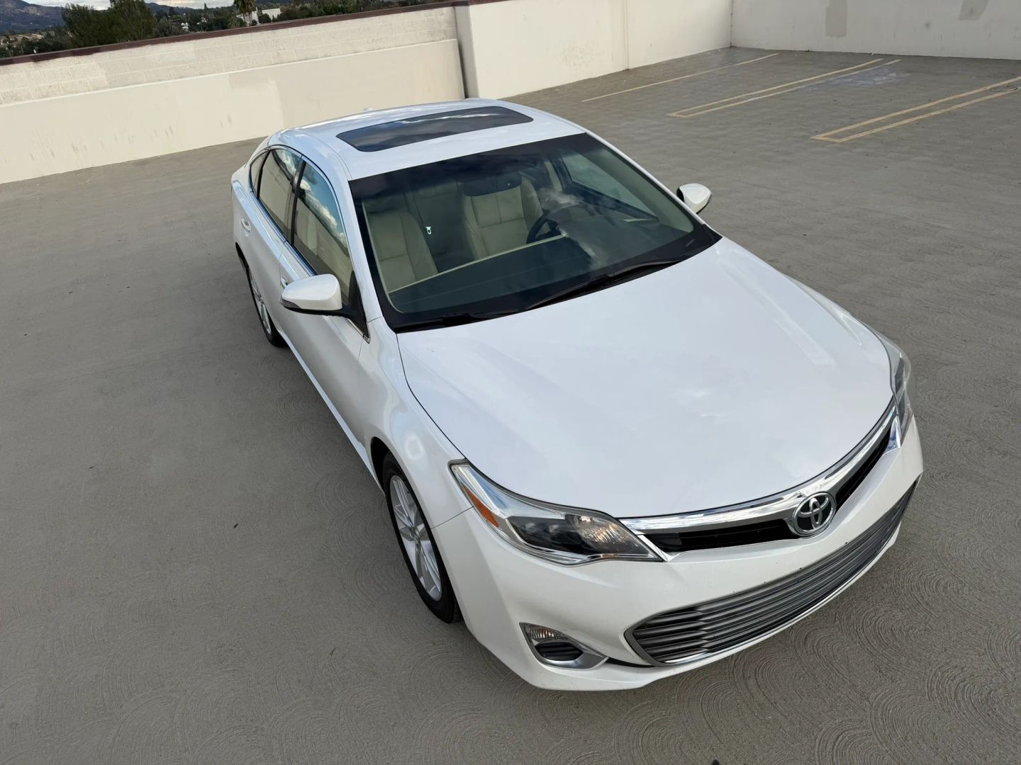 Photo 9 of this Toyota Avalon
