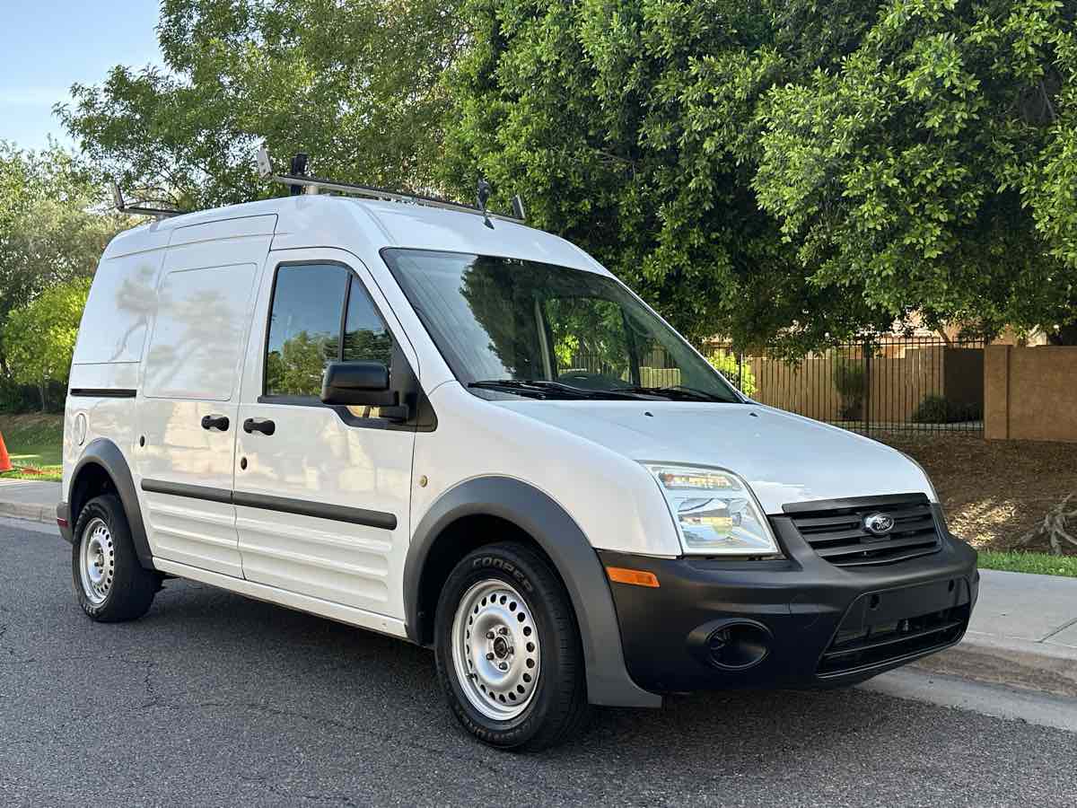 2013 Ford Transit Connect XL photo 2