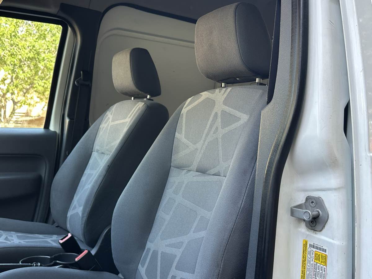 2013 Ford Transit Connect XL photo 11