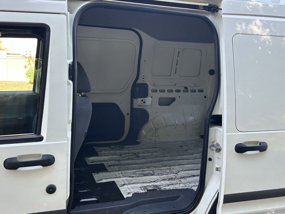 2013 Ford Transit Connect XL photo 13