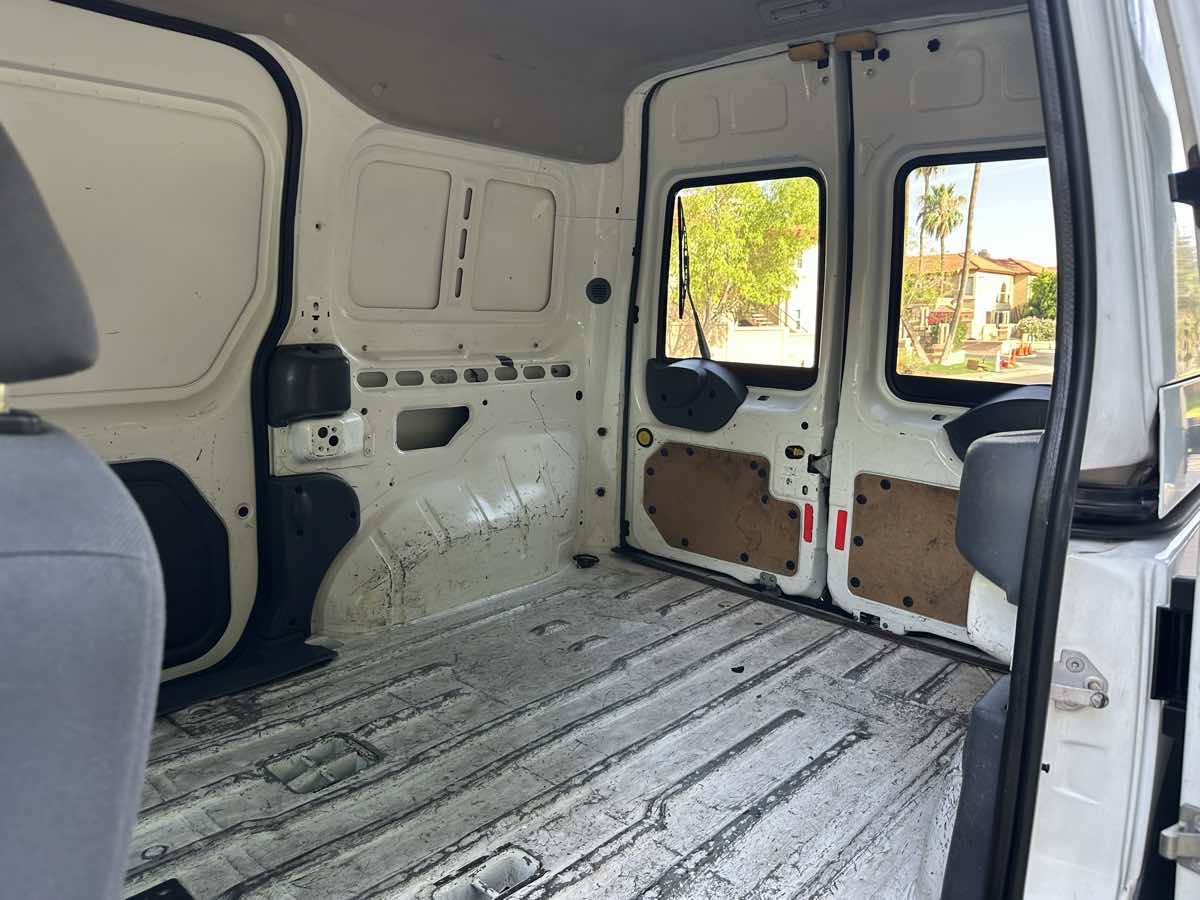 2013 Ford Transit Connect XL photo 14