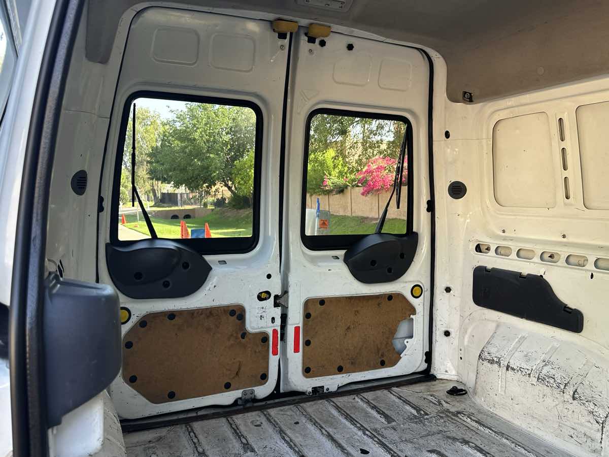 2013 Ford Transit Connect XL photo 16