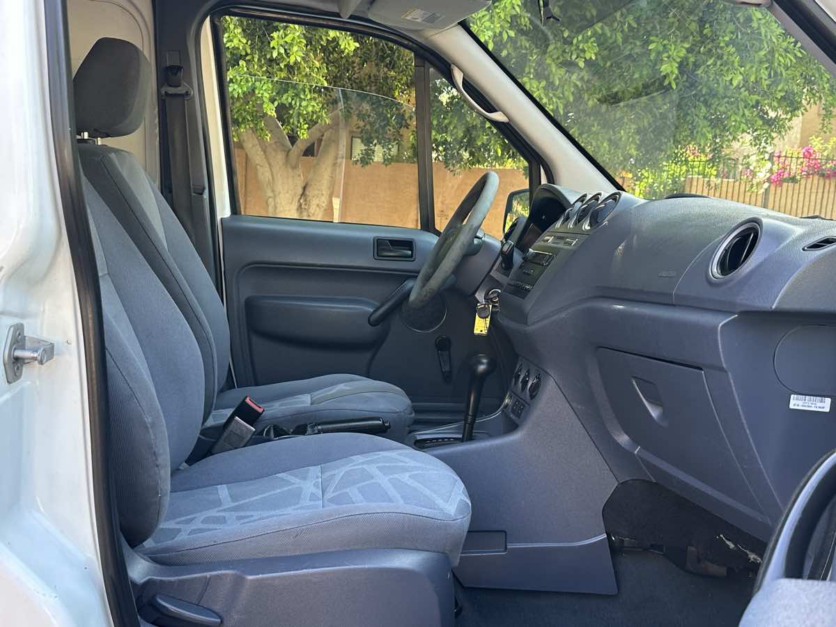 2013 Ford Transit Connect XL photo 20