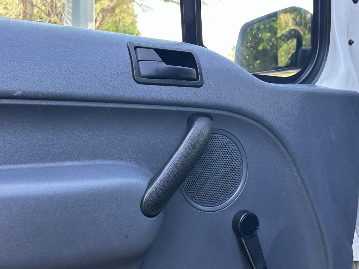 2013 Ford Transit Connect XL photo 32