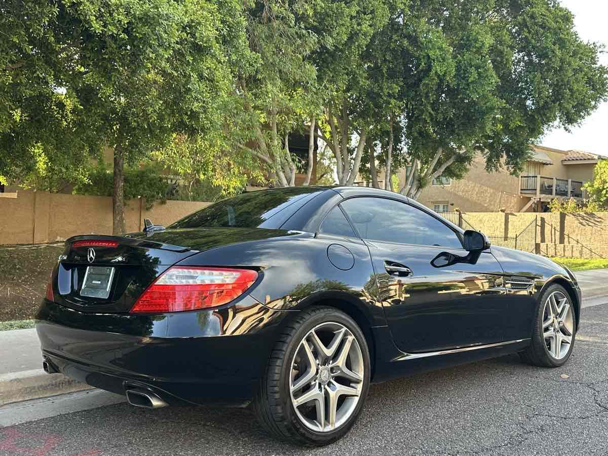 2015 Mercedes Benz SLK 250 photo 41