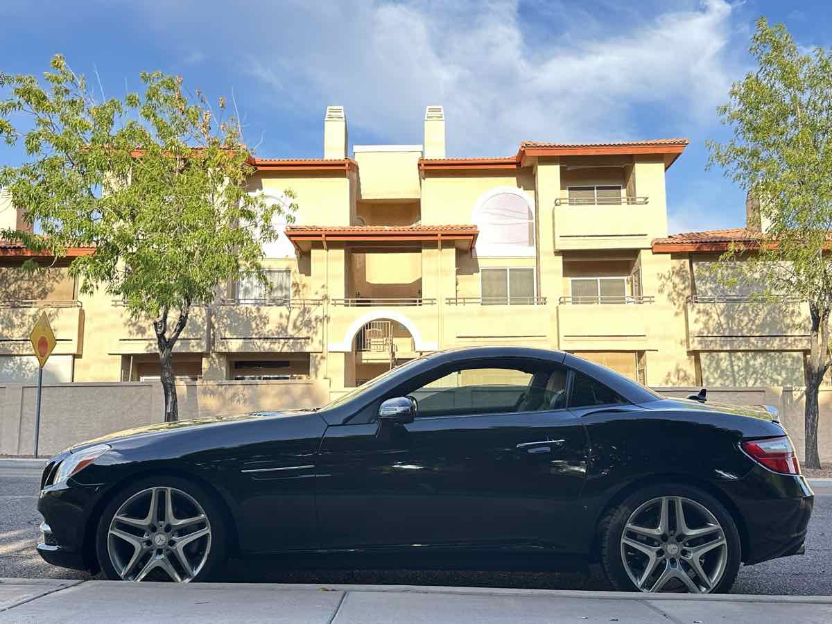 2015 Mercedes Benz SLK 250 photo 44