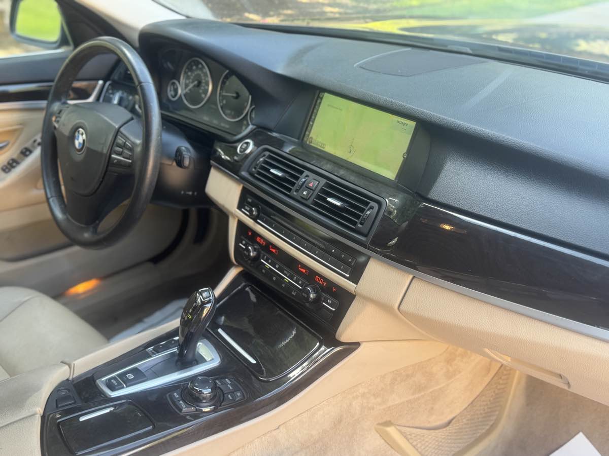 2013 Bmw 528i 5-series photo 35