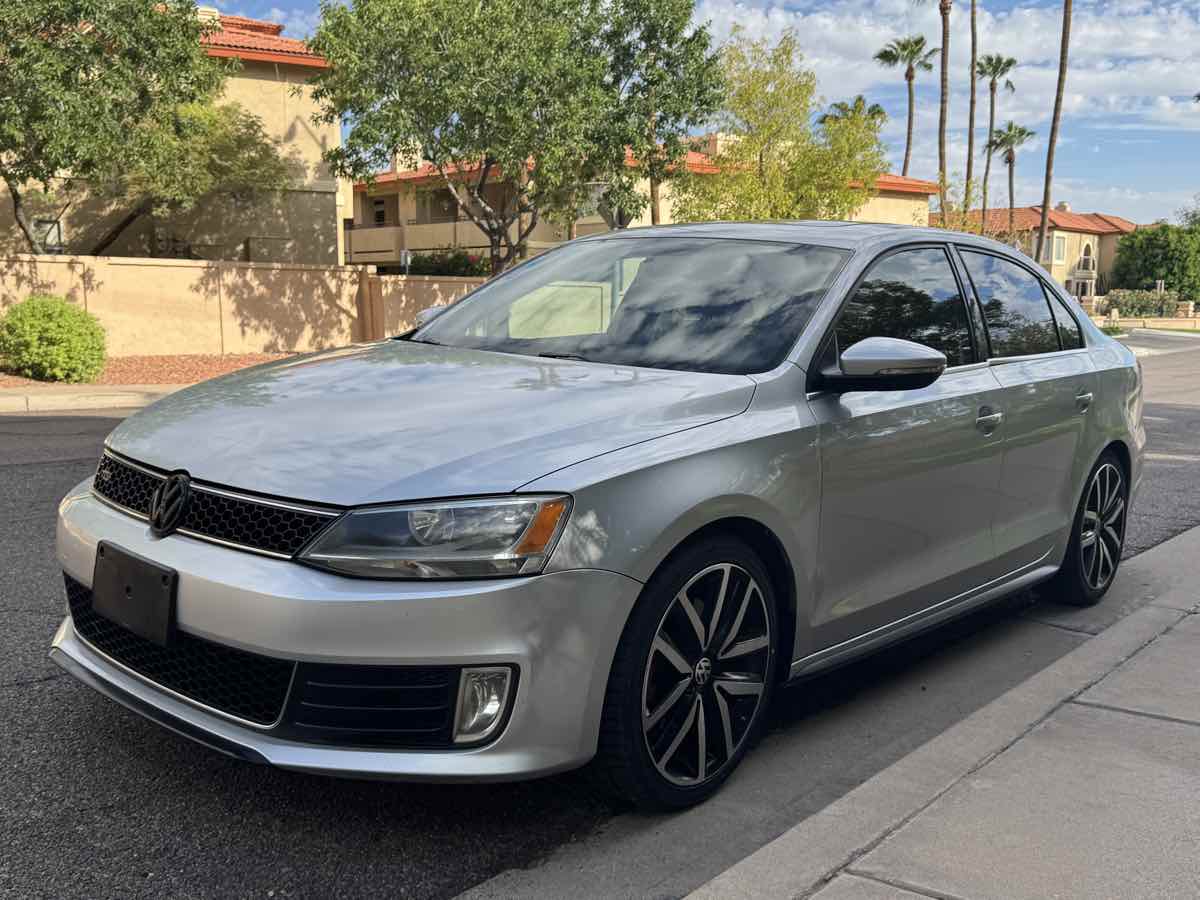 2014 Volkswagen Jetta GLI photo 4