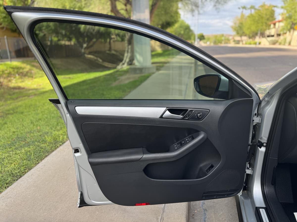 2014 Volkswagen Jetta GLI photo 15