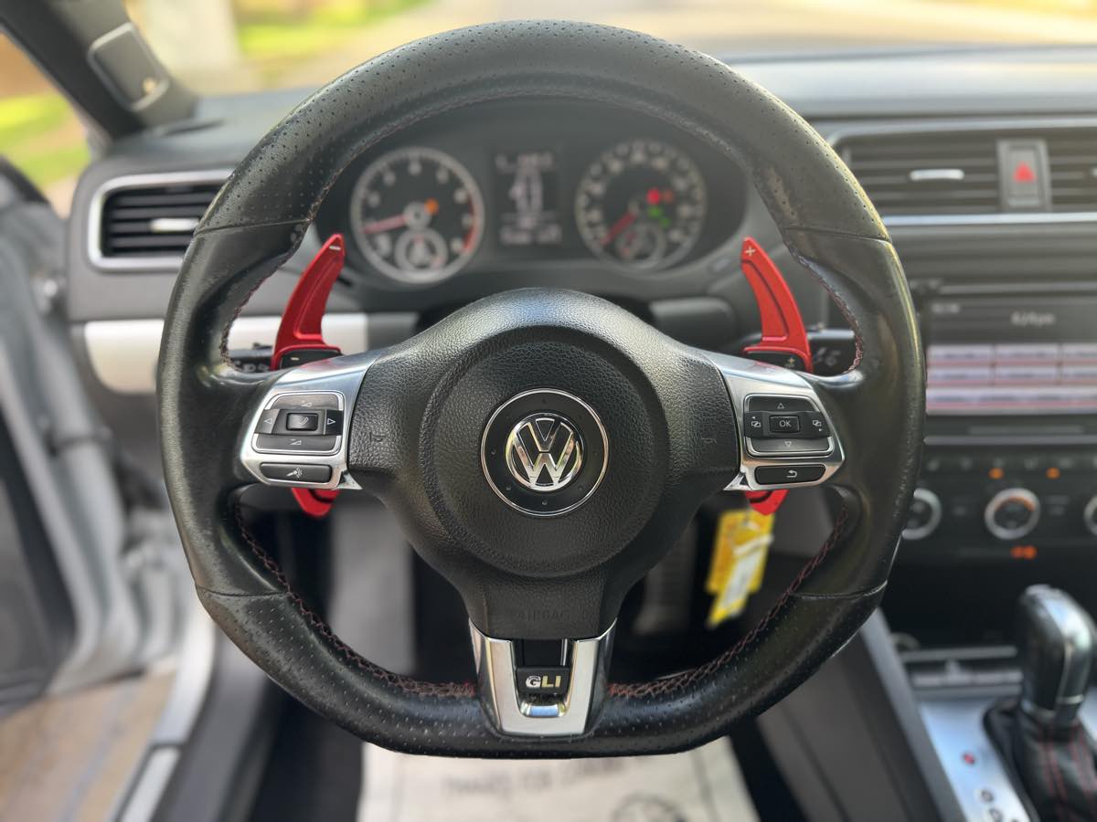 2014 Volkswagen Jetta GLI photo 17