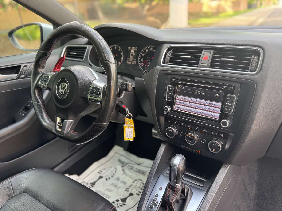 2014 Volkswagen Jetta GLI photo 33