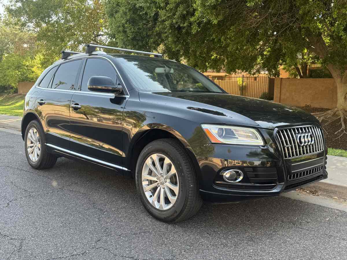 2017 Audi Q5 Premium photo 2