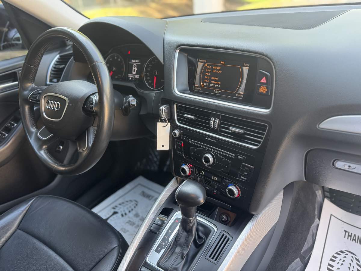 2017 Audi Q5 Premium photo 26