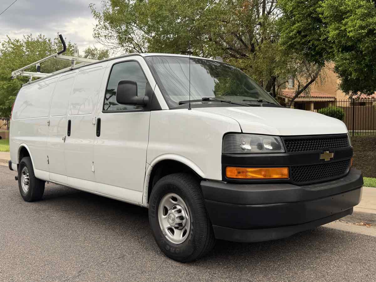 2019 Chevrolet Express Cargo Van photo 2