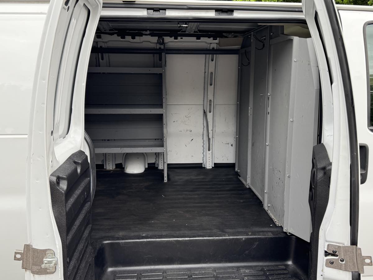 2019 Chevrolet Express Cargo Van photo 16