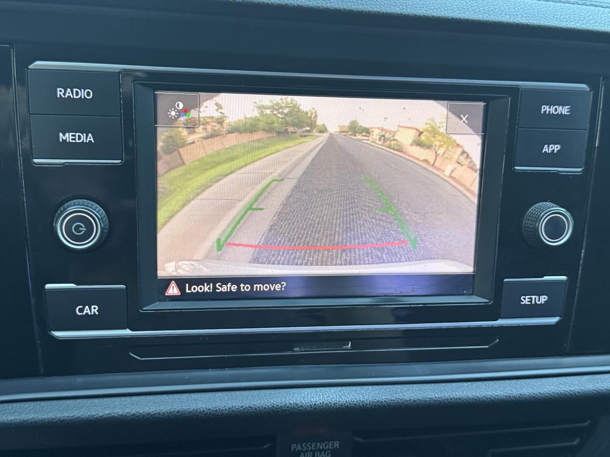 2019 Volkswagen Jetta SE R-Line photo 19