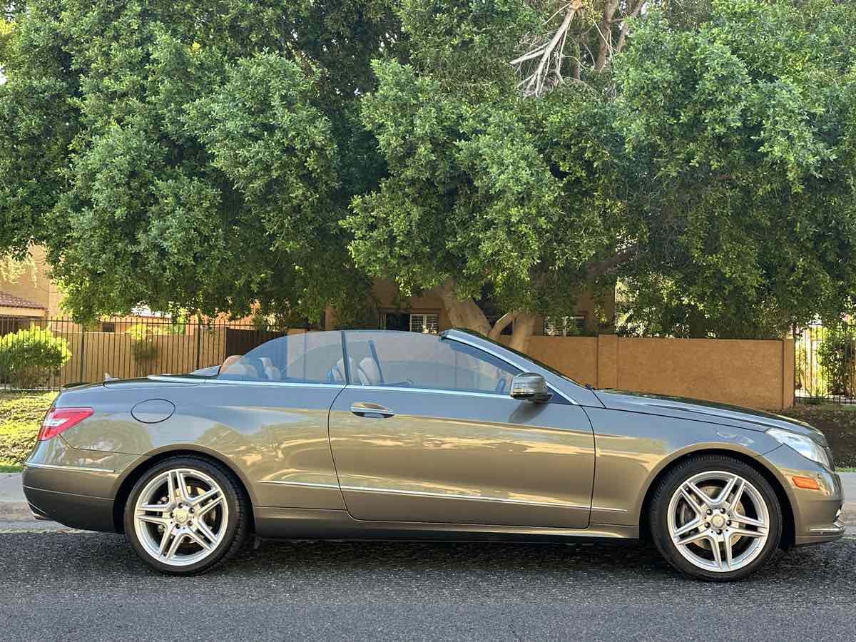 2013 Mercedes Benz E 350 Cabriolet photo 3