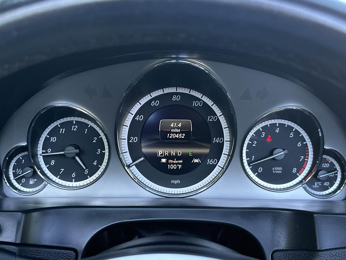 2013 Mercedes Benz E 350 Cabriolet photo 17