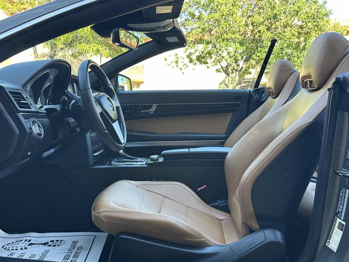 2013 Mercedes Benz E 350 Cabriolet photo 32